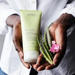 Aveda Cheveux Bouclés / Ondulés / Frisés / Crépus|Produits Coiffants><noscript><img width=