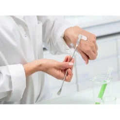 A-derma Soins Solaires|Protection Solaire Corps></noscript>Protect - Spray Solaire SFP50+