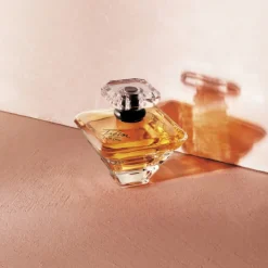 Lancome Eau De Parfum></noscript>Trésor