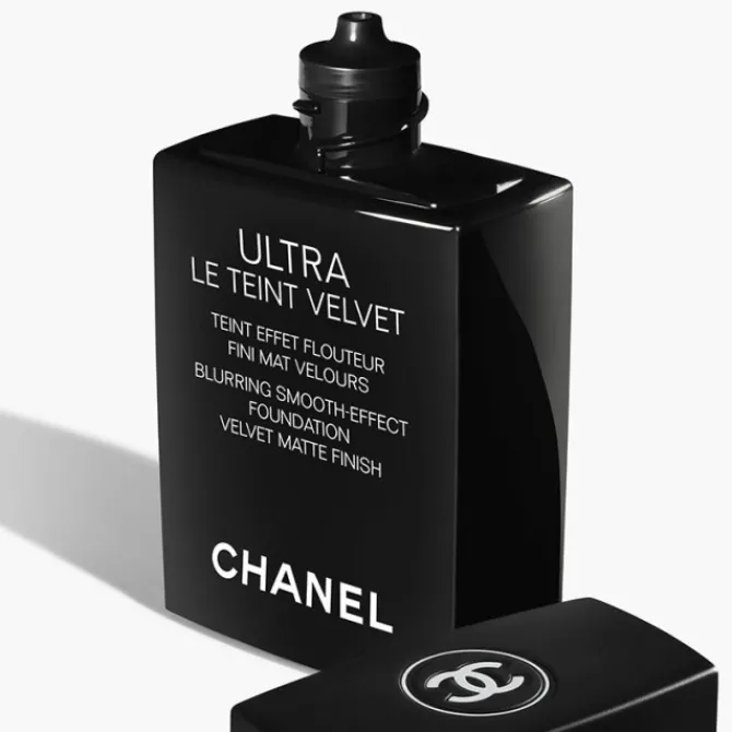 CHANEL Fond De Teint Fluide>ULTRA LE TEINT VELVET